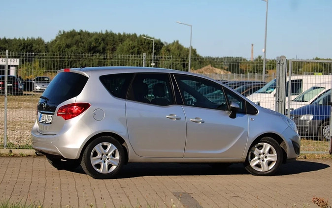 Opel Meriva cena 18900 przebieg: 188000, rok produkcji 2011 z Margonin małe 466